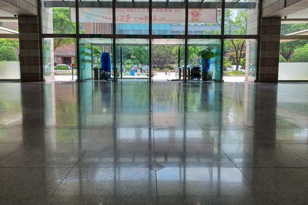 화강석 연마 광택 2